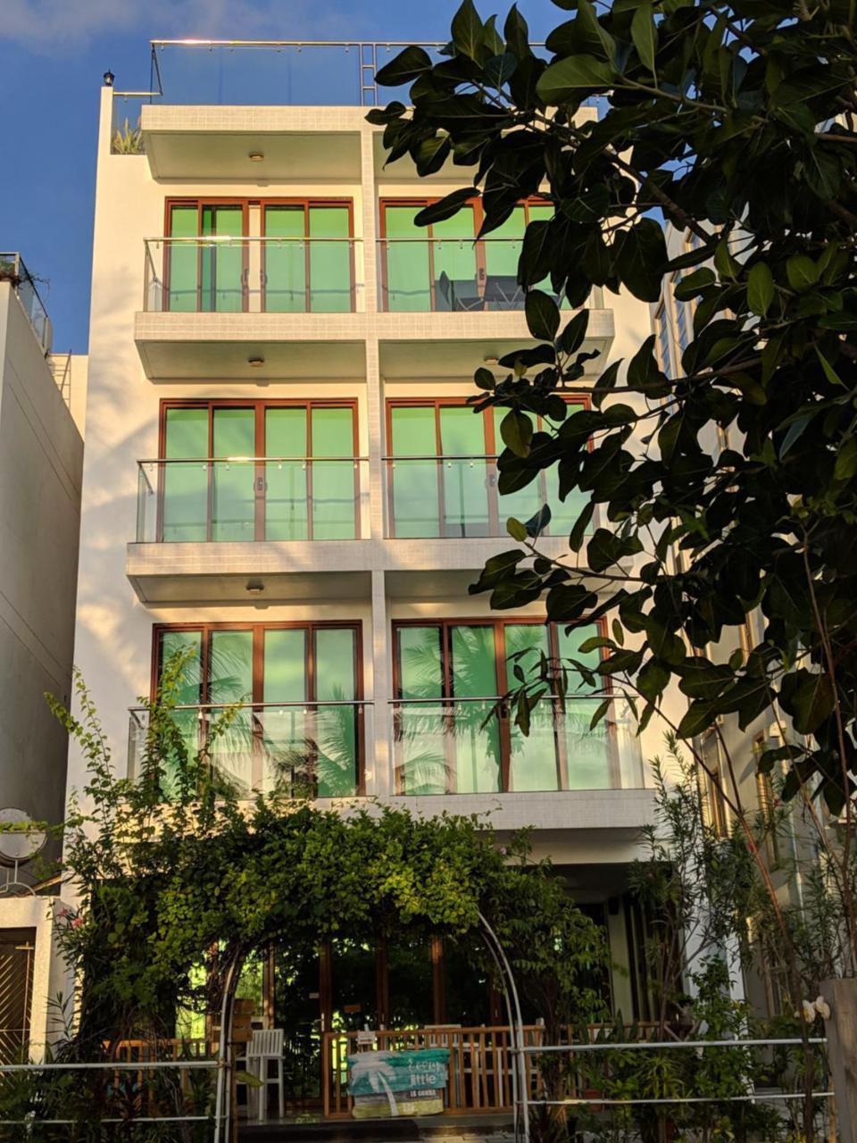 Huvan Beach Hotel At Hulhumale Exteriör bild